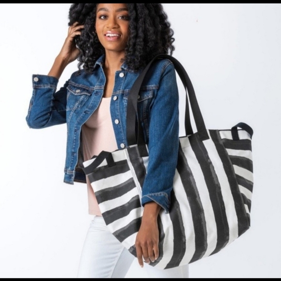 Thirty-One New Horizons Tote - Picture 1 of 1